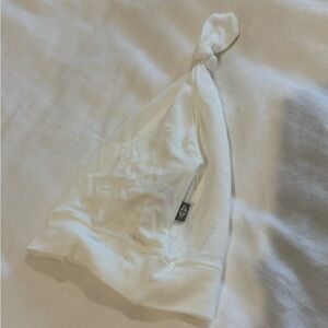 Kyte baby one size hat white